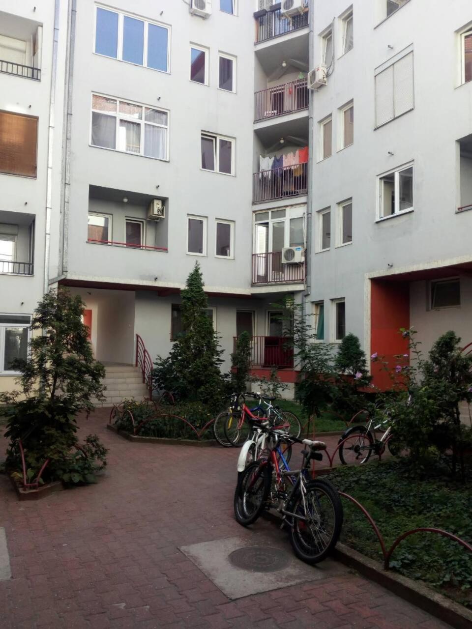 Sweet Home Center Apartment Novi Sad Exterior photo